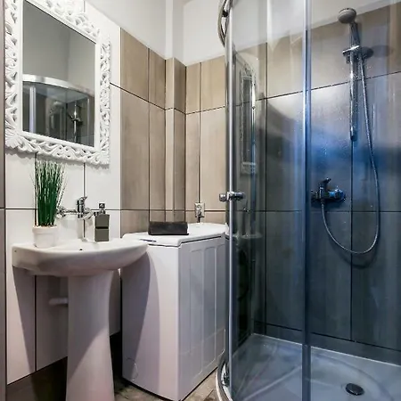 Clicktheflat Wspólna