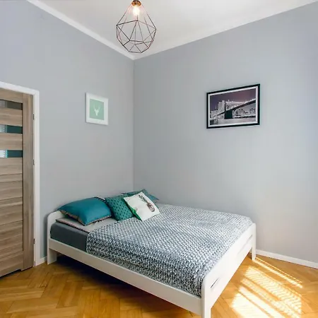 Clicktheflat Wspolna