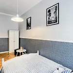 Апартаменты Clicktheflat Wspolna Варшава